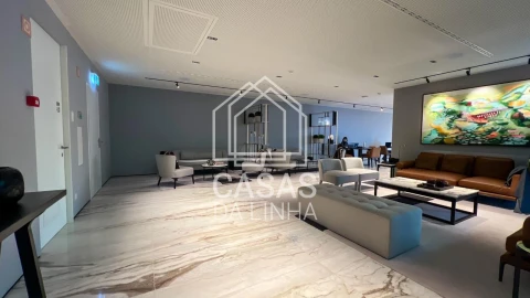 Apartamento T3 para Venda em Campolide