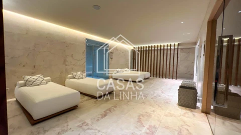 Apartamento T3 para Venda em Campolide
