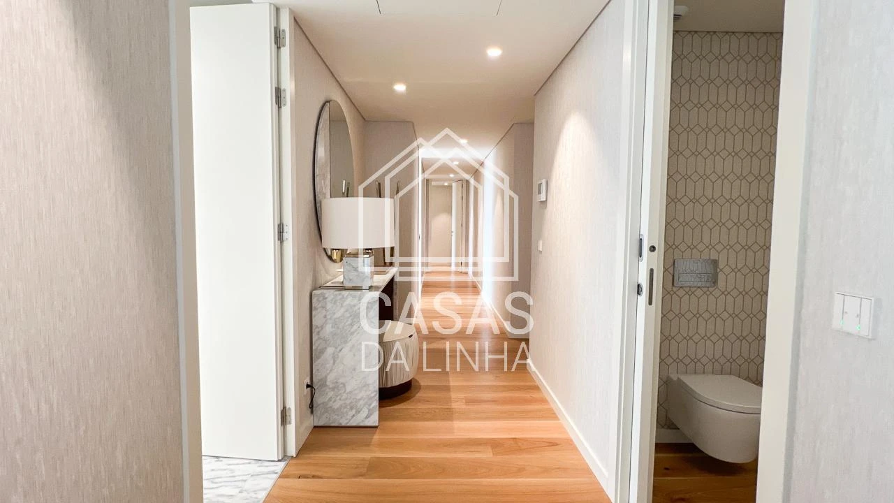 Apartamento T3 para Venda em Campolide Foto 12