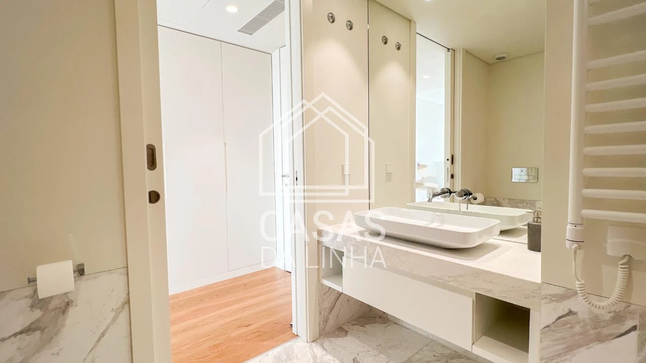 Apartamento T3 para Venda em Campolide Foto 21