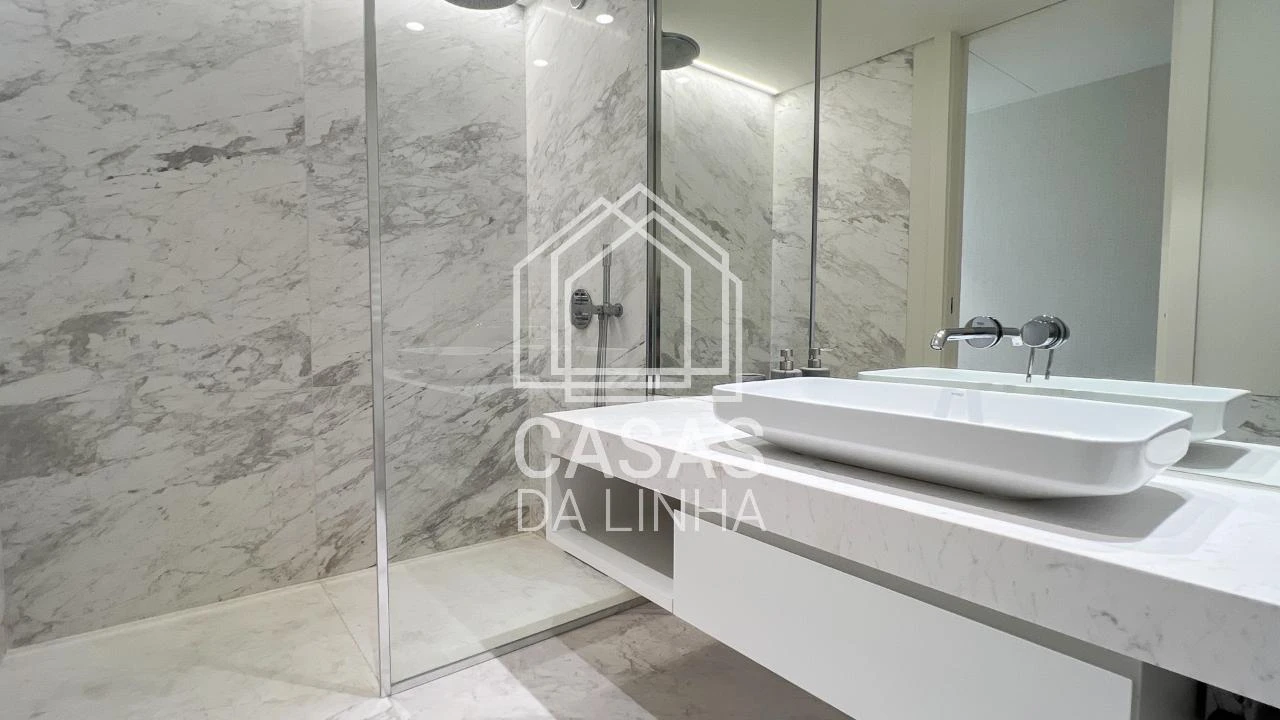 Apartamento T3 para Venda em Campolide Foto 31