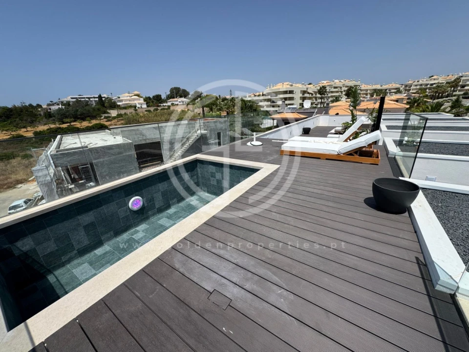 Moradia T5 para Venda em Albufeira e Olhos de Água Foto 30