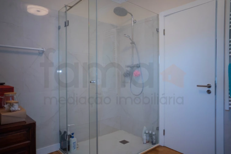 Quinta T14 para Venda em Colares Foto 19