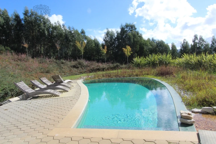 Quinta T4 para Venda em Vila Cova de Alva e Anseriz Foto 60