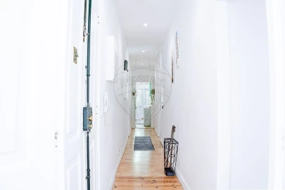 Apartamento T4 para Arrendamento em São Vicente