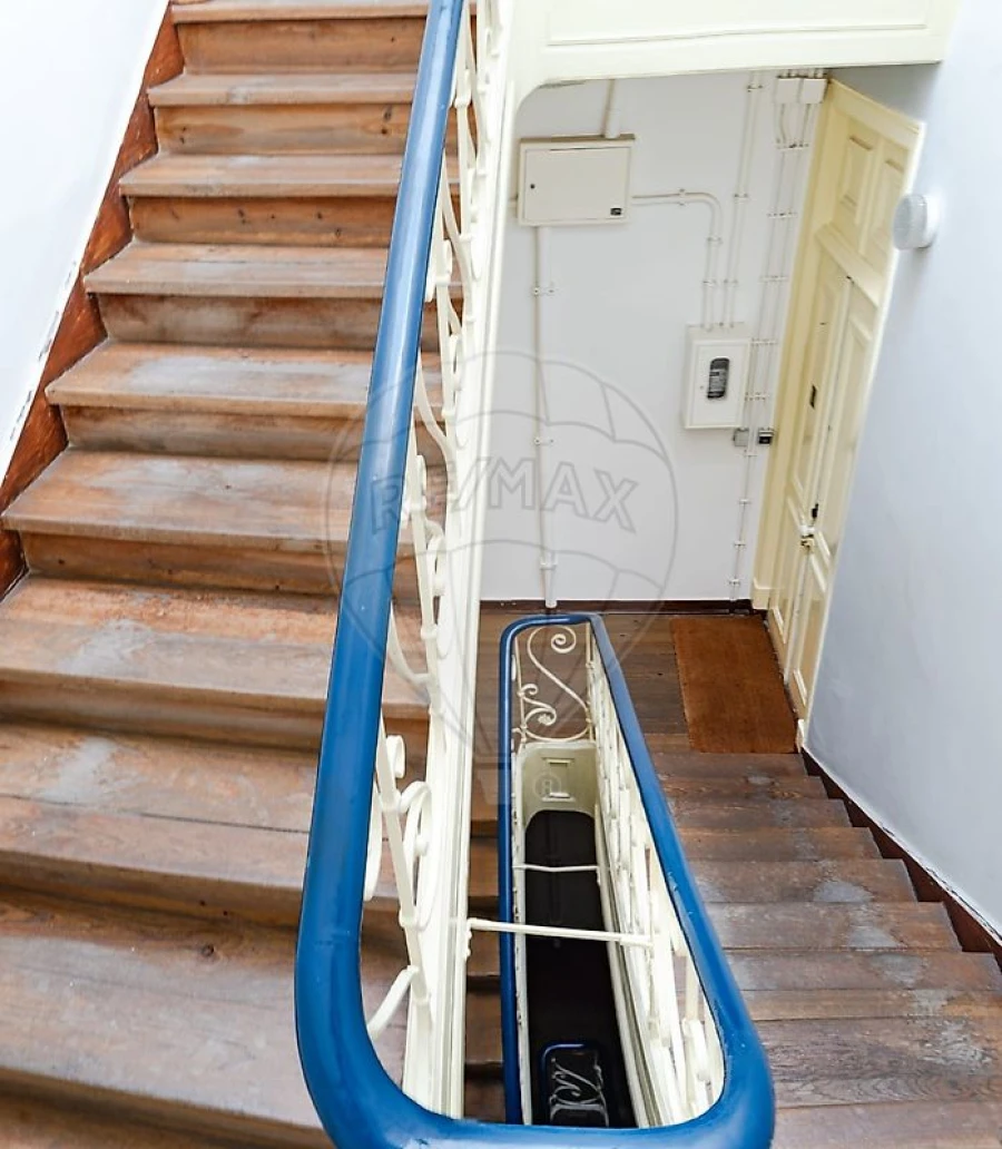 Apartamento T4 para Arrendamento em São Vicente Foto 1