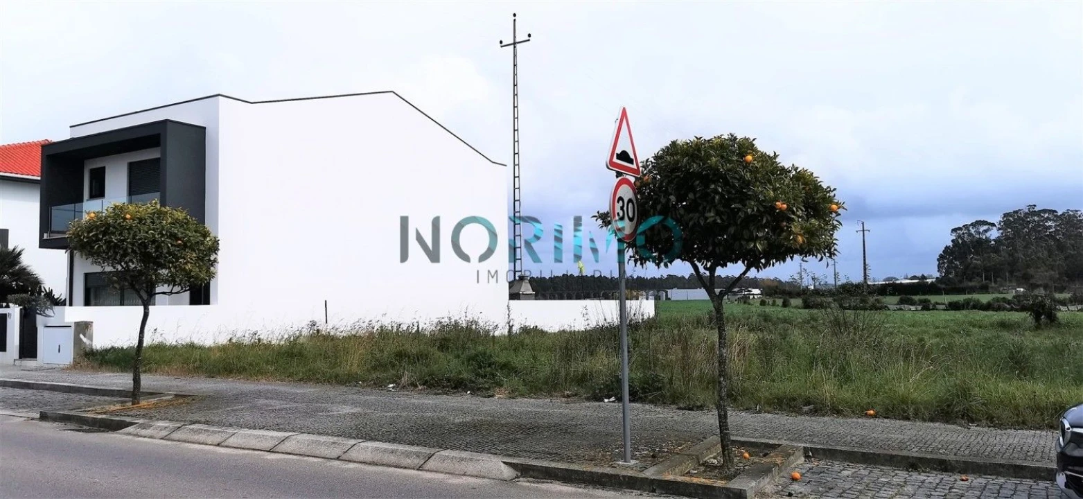 Terreno para Venda em Póvoa de Varzim, Beiriz e Argivai Foto 4