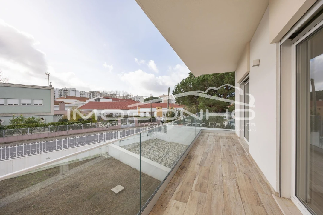 Moradia T4 para Venda em Marinha Grande Foto 15