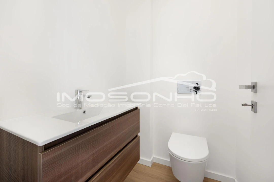 Moradia T4 para Venda em Marinha Grande Foto 22