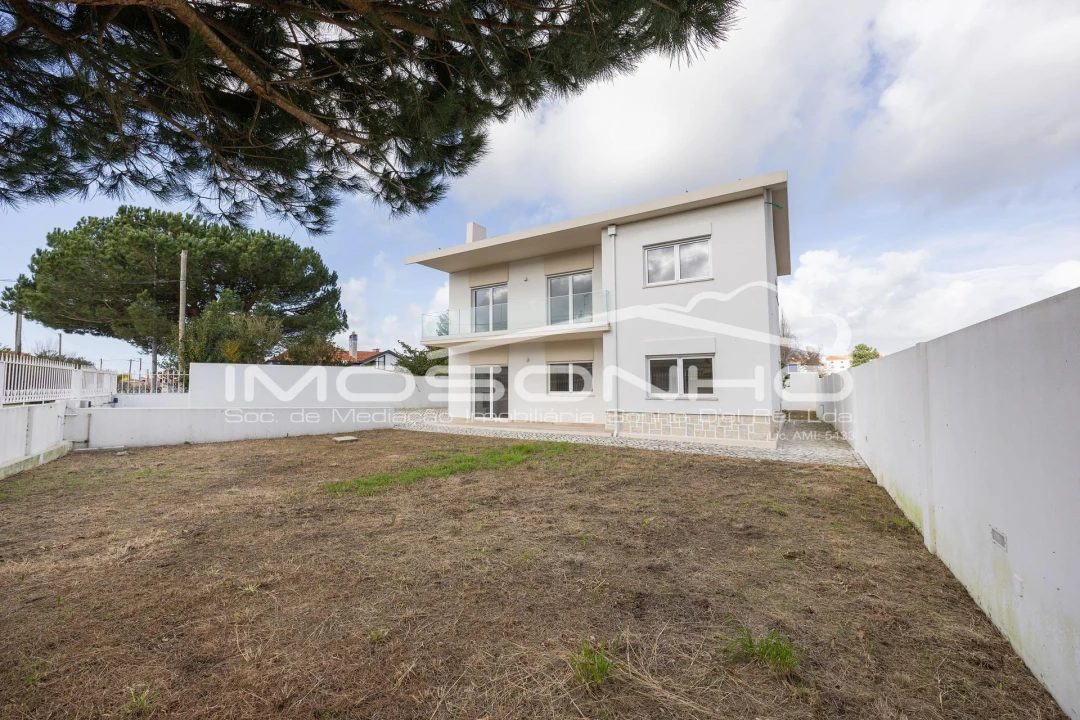 Moradia T4 para Venda em Marinha Grande Foto 27