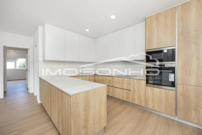 Moradia T4 para Venda em Marinha Grande