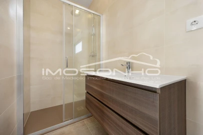 Moradia T4 para Venda em Marinha Grande