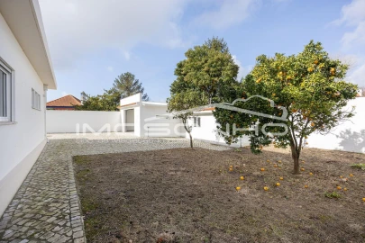 Moradia T4 para Venda em Marinha Grande