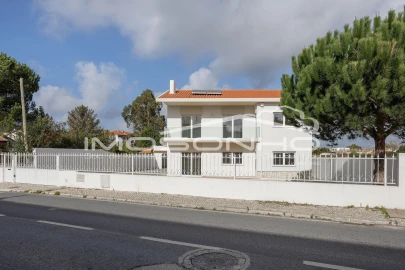 Moradia T4 para Venda em Marinha Grande