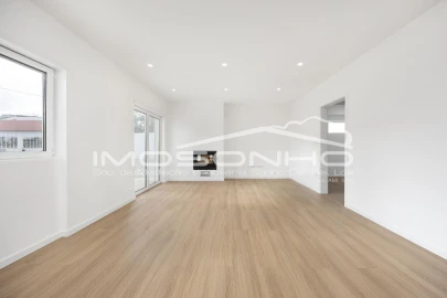 Moradia T4 para Venda em Marinha Grande