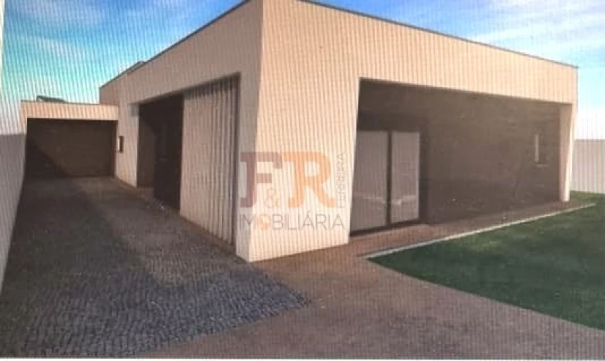 Moradia T3 para Venda em Azeitão (São Lourenço e São Simão) Foto 5