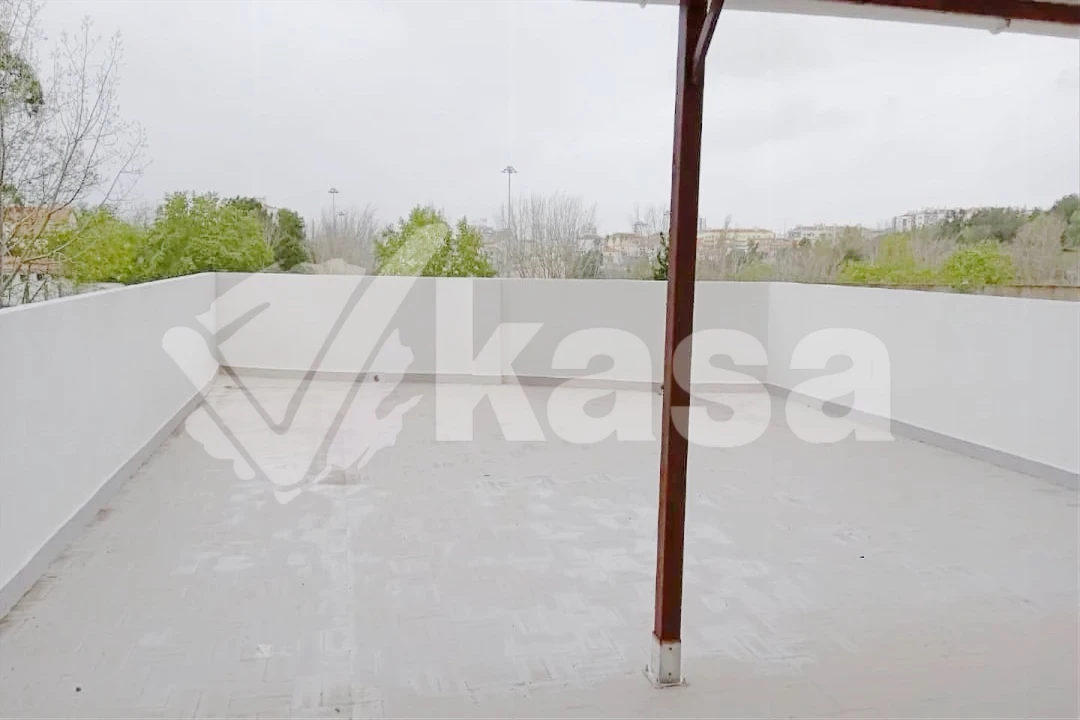 Loja para Venda em Alto do Seixalinho, Santo André e Verderena Foto 14