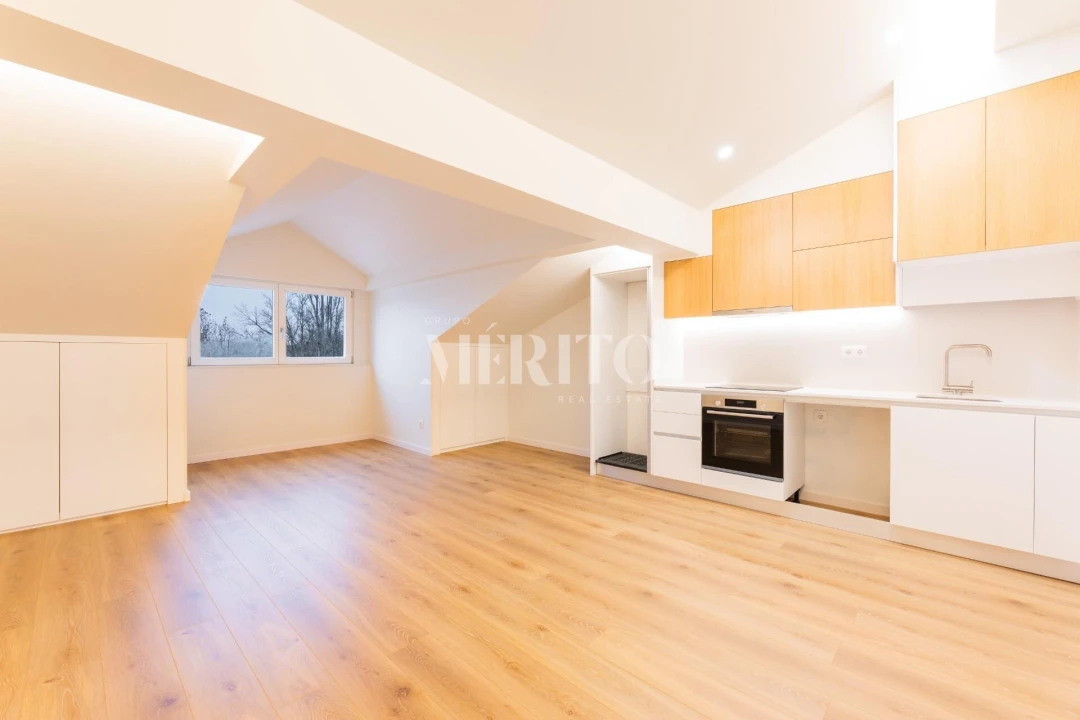 Apartamento para Venda em Braga (Maximinos, Sé e Cividade) Foto 6
