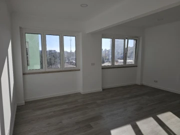 Apartamento T3 para Venda em Almada, Cova da Piedade, Pragal e Cacilhas
