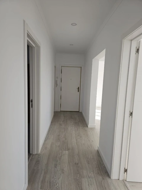 Apartamento T3 para Venda em Almada, Cova da Piedade, Pragal e Cacilhas
