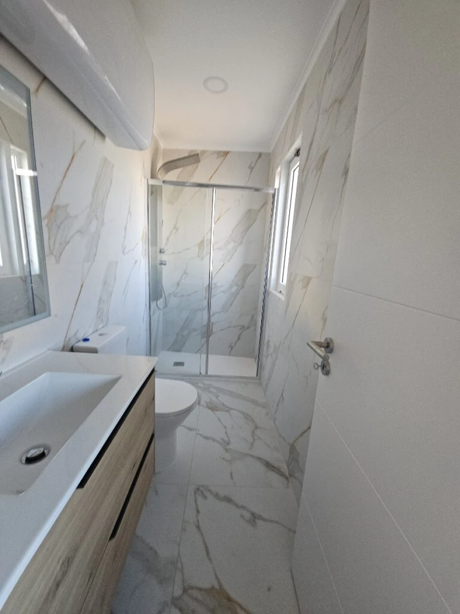Apartamento T3 para Venda em Almada, Cova da Piedade, Pragal e Cacilhas Foto 52