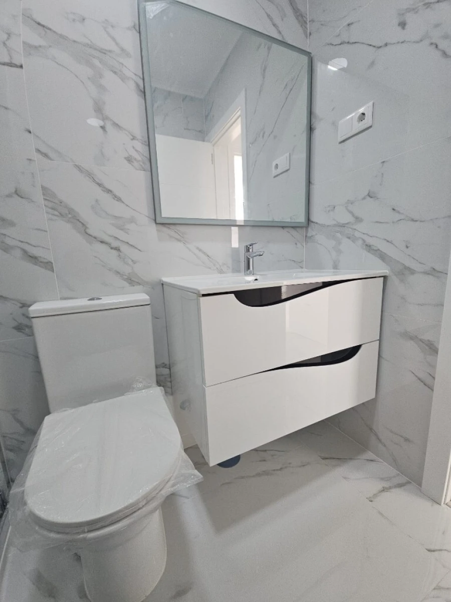 Apartamento T3 para Venda em Almada, Cova da Piedade, Pragal e Cacilhas Foto 47