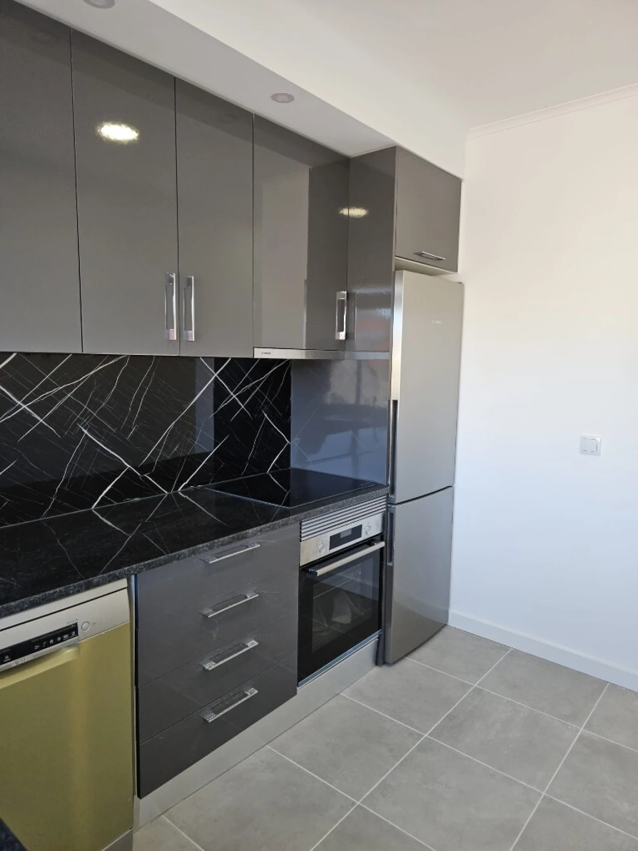 Apartamento T3 para Venda em Almada, Cova da Piedade, Pragal e Cacilhas Foto 32