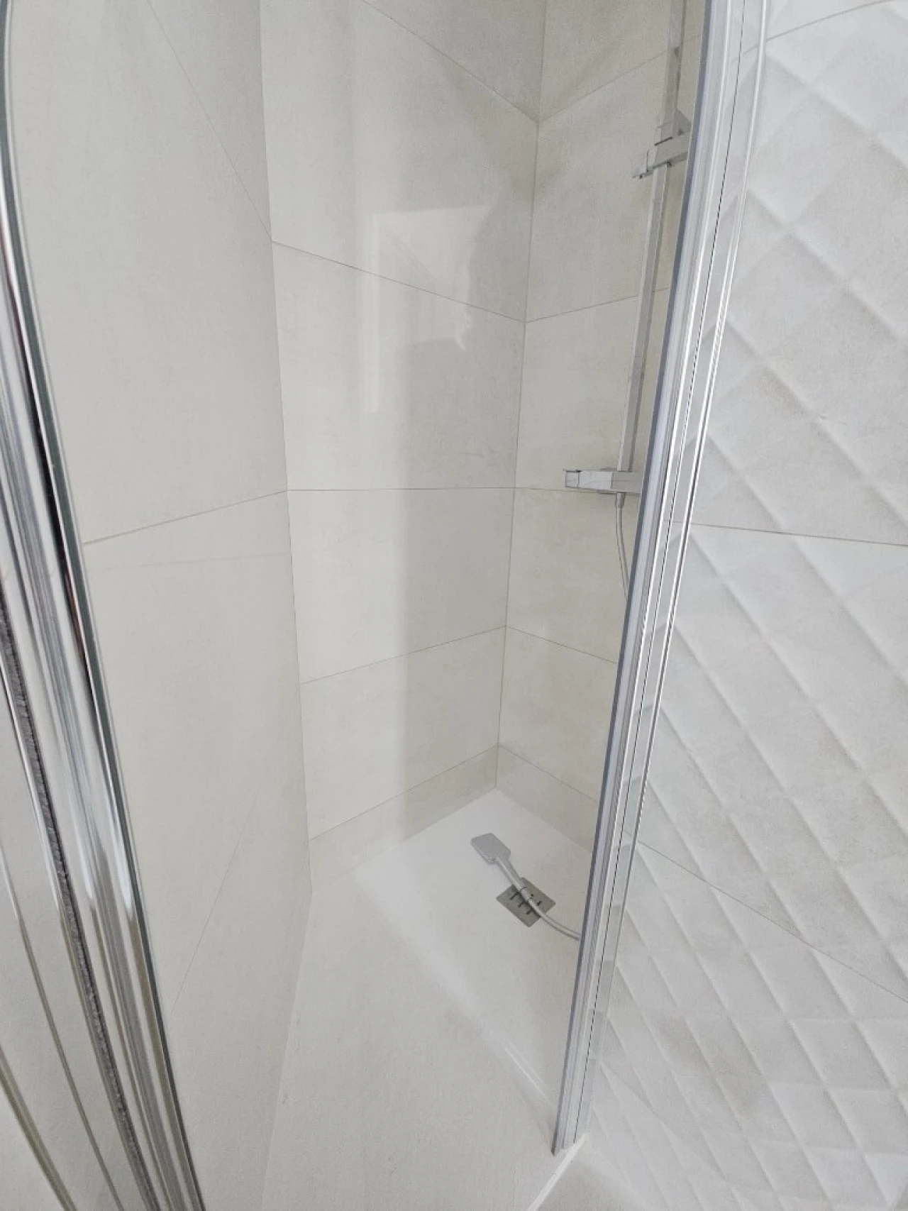 Apartamento T3 para Venda em Almada, Cova da Piedade, Pragal e Cacilhas Foto 44