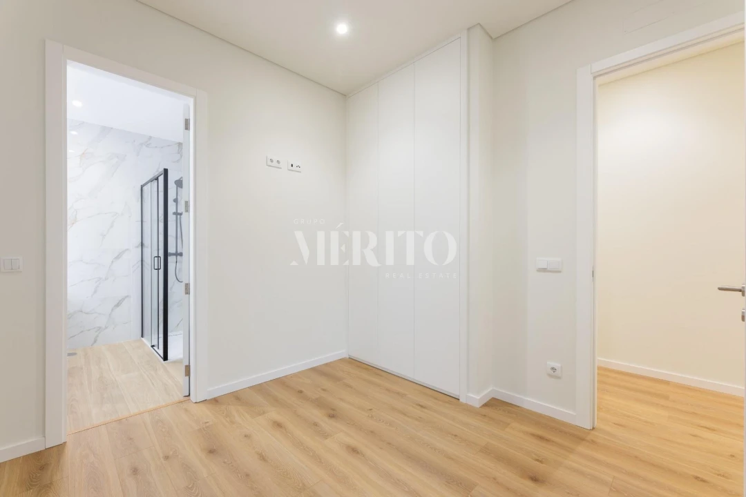 Apartamento T1 para Venda em Braga (Maximinos, Sé e Cividade) Foto 9