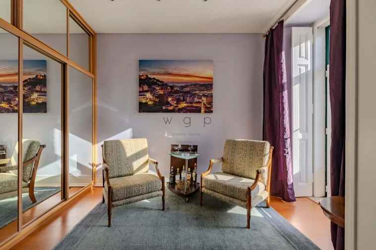 Apartamento T4 para Venda em Santo António Foto 49