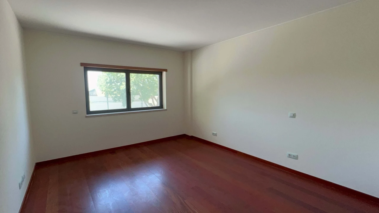 Apartamento T5 para Venda em Beja (Santiago Maior e São João Baptista) Foto 8
