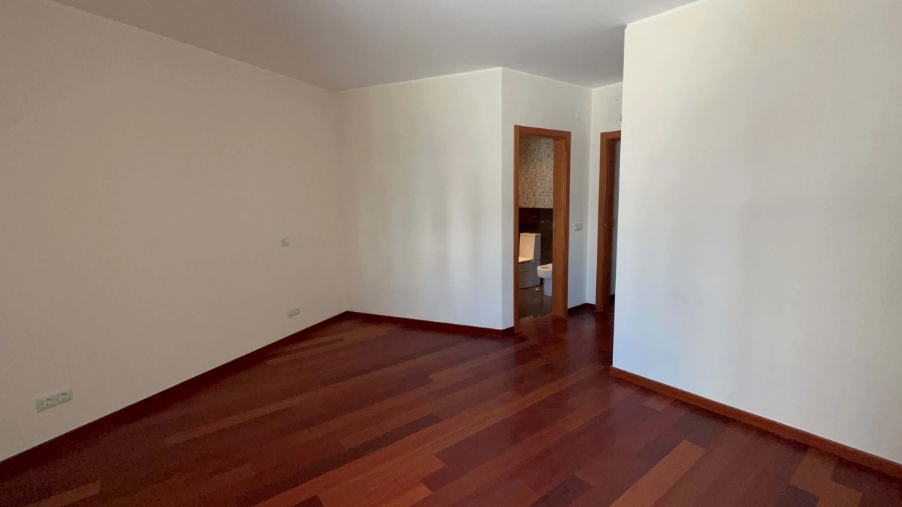 Apartamento T5 para Venda em Beja (Santiago Maior e São João Baptista) Foto 10