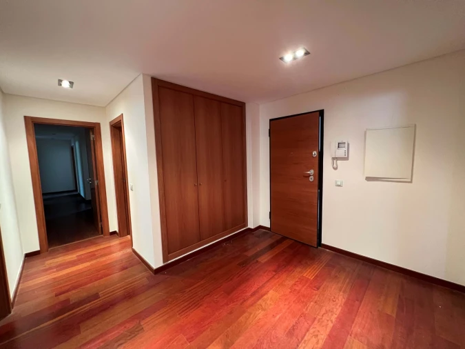 Apartamento T5 para Venda em Beja (Santiago Maior e São João Baptista) Foto 16