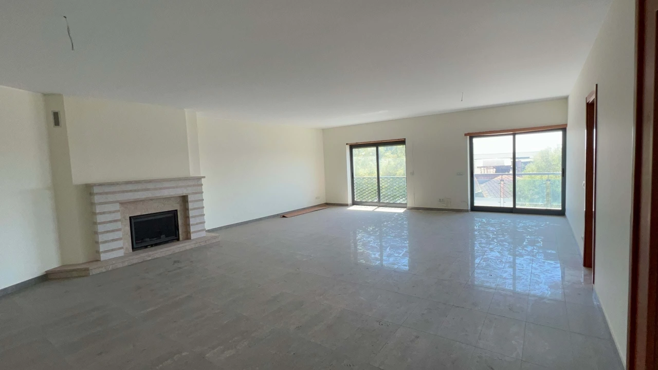 Apartamento T5 para Venda em Beja (Santiago Maior e São João Baptista) Foto 3