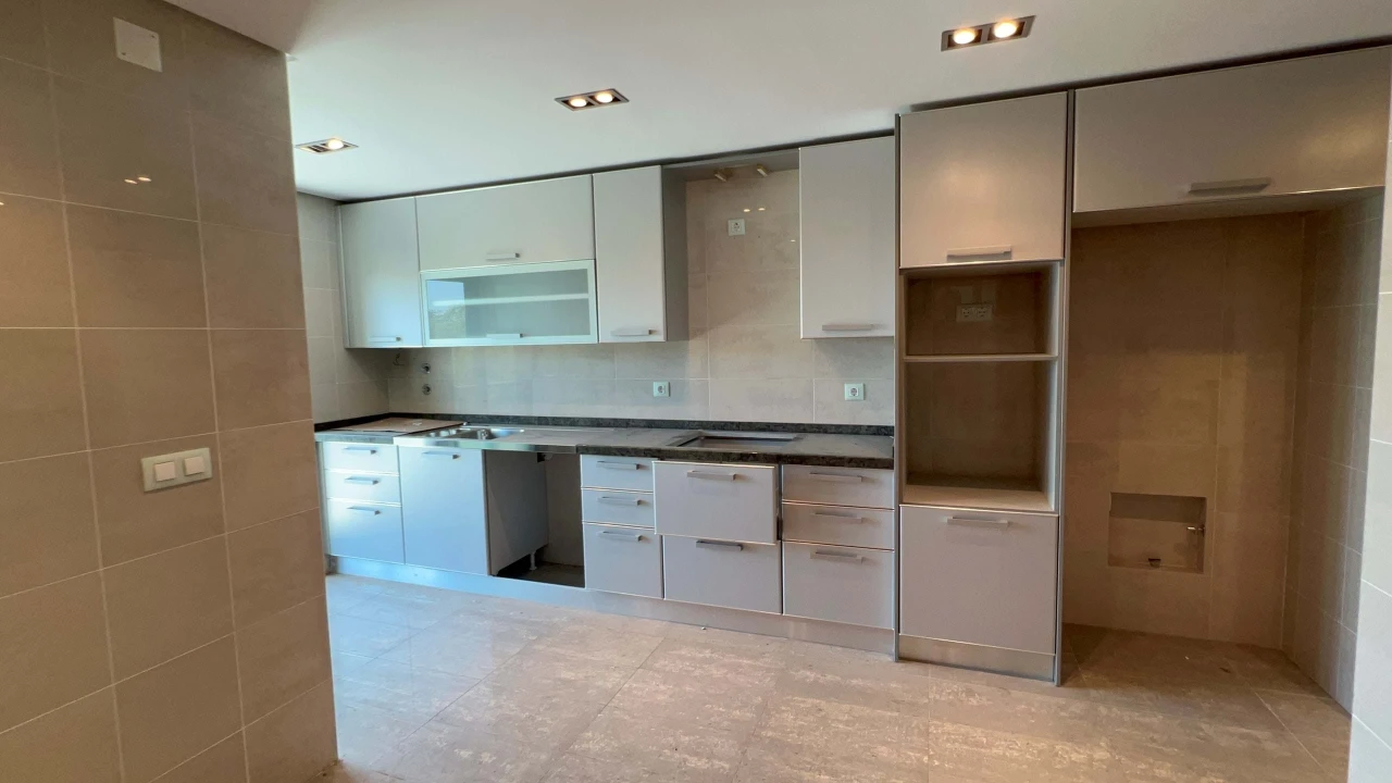 Apartamento T5 para Venda em Beja (Santiago Maior e São João Baptista) Foto 6