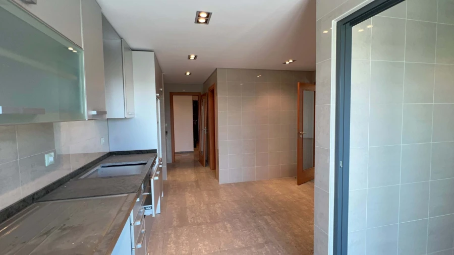 Apartamento T5 para Venda em Beja (Santiago Maior e São João Baptista) Foto 22