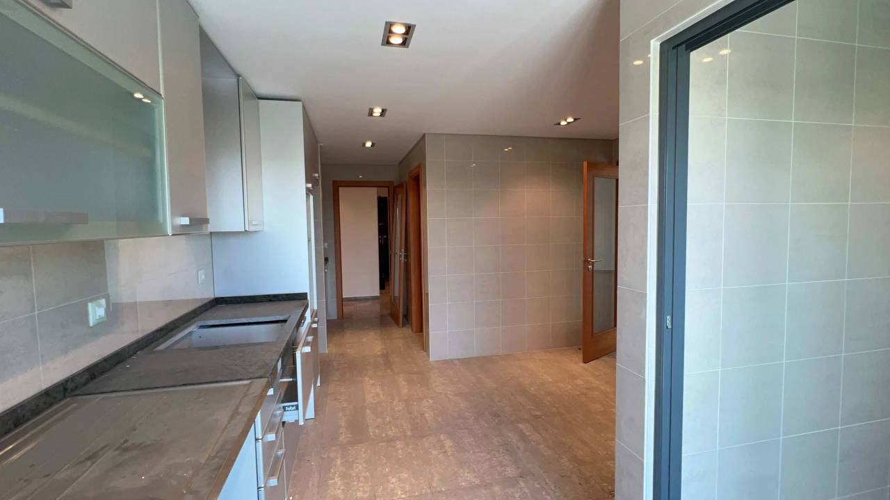 Apartamento T5 para Venda em Beja (Santiago Maior e São João Baptista) Foto 22
