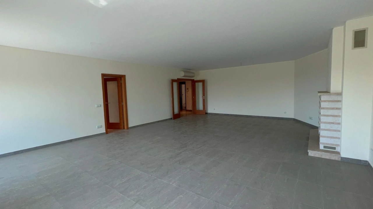 Apartamento T5 para Venda em Beja (Santiago Maior e São João Baptista) Foto 4
