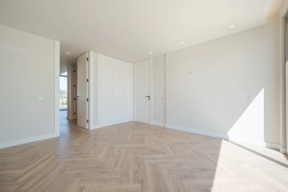 Moradia T4 para Venda em Agualva e Mira-Sintra