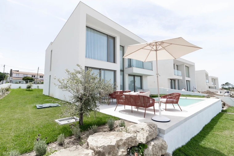 Moradia T4 para Venda em Agualva e Mira-Sintra Foto 3