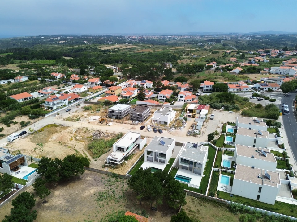 Moradia T4 para Venda em Agualva e Mira-Sintra Foto 14