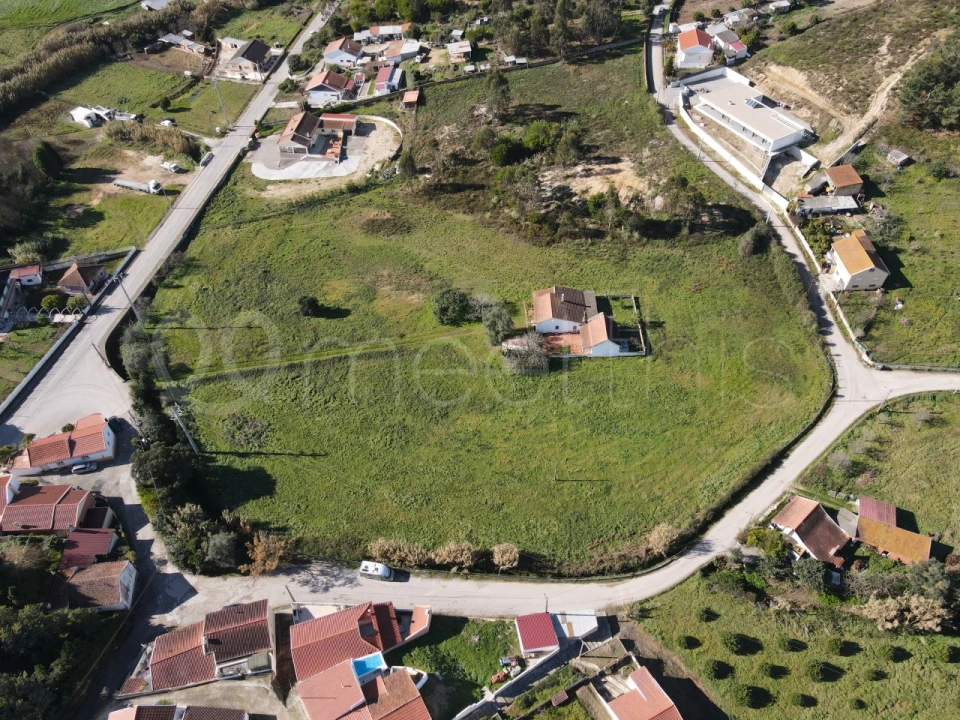 Terreno para Venda em Ramalhal Foto 6