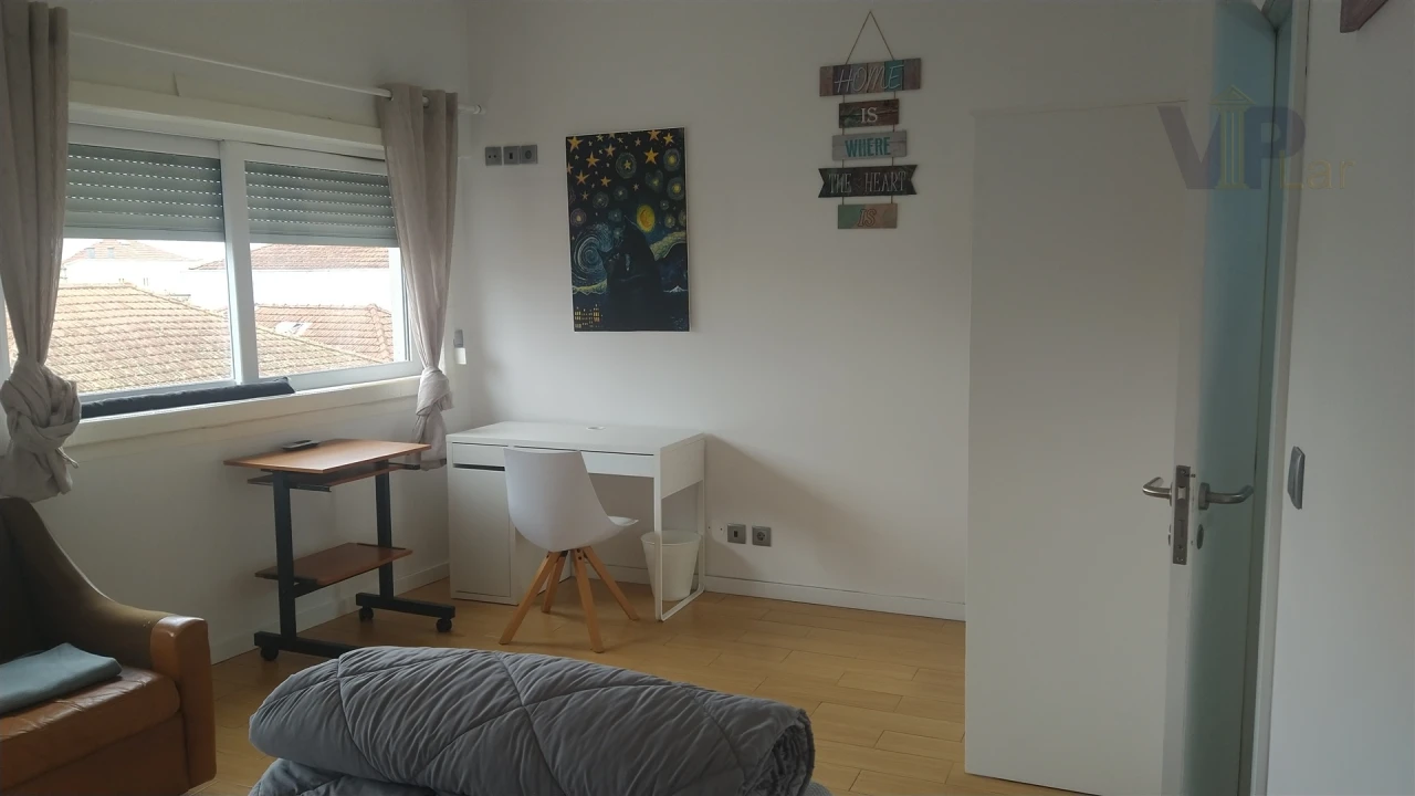 Quarto para Arrendamento em Paranhos Foto 3