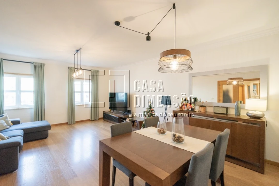 Apartamento T2 para Venda em Carnaxide e Queijas Foto 6