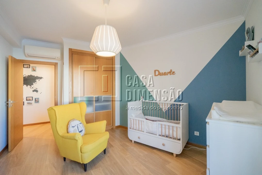 Apartamento T2 para Venda em Carnaxide e Queijas Foto 35