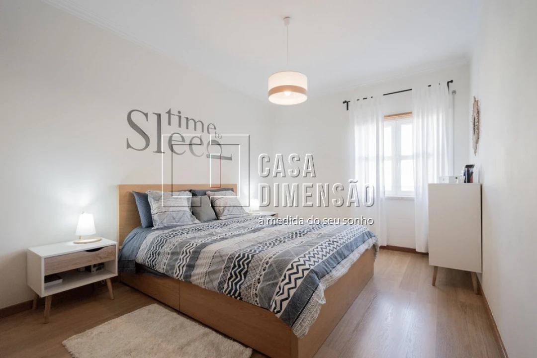 Apartamento T2 para Venda em Carnaxide e Queijas Foto 39
