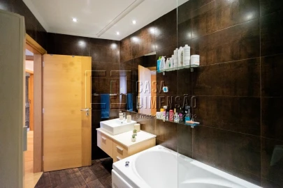 Apartamento T2 para Venda em Carnaxide e Queijas