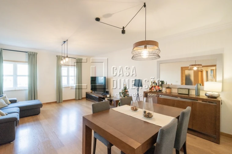Apartamento T2 para Venda em Carnaxide e Queijas Foto 6