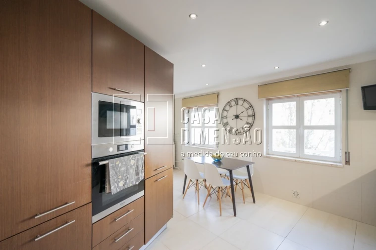 Apartamento T2 para Venda em Carnaxide e Queijas Foto 21