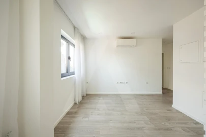Apartamento T1 para Arrendamento em Glória e Vera Cruz